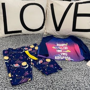 NWT Dreams can take you anywhere pajamas set